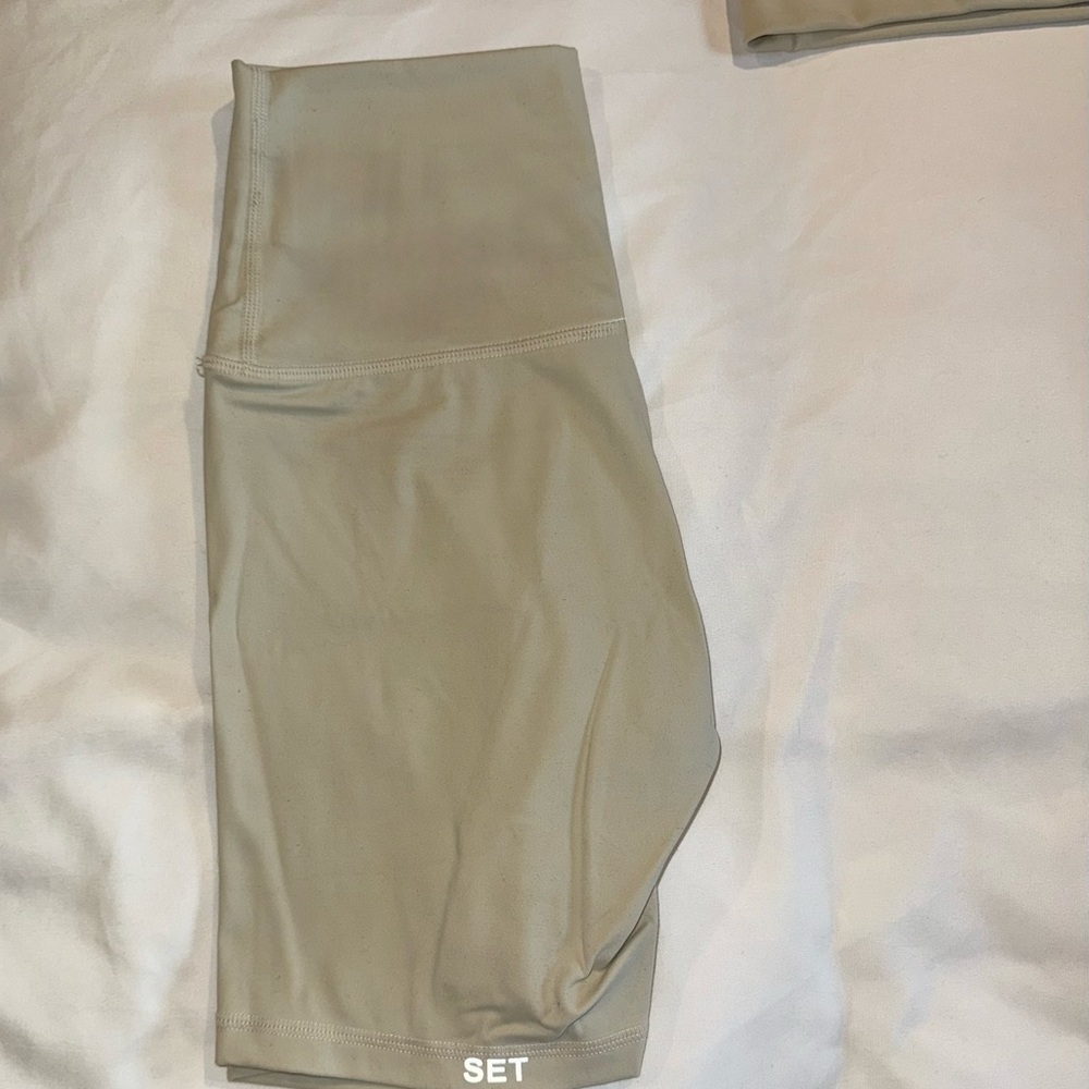 SET Active Taupe Biker Shorts